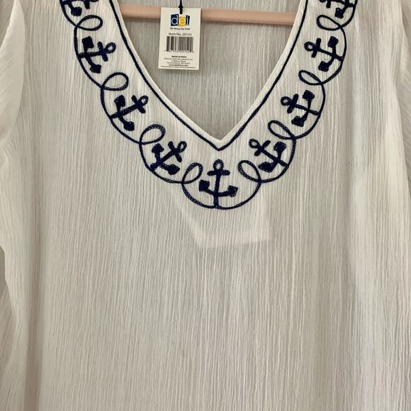 Just Bee top NWT - Picture 9 of 9